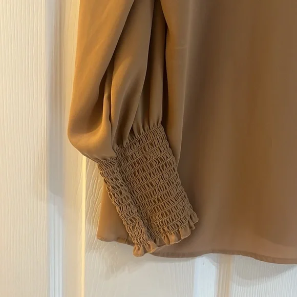 Express Smocked Cuff Portofino Blouse - Picture 5 of 6